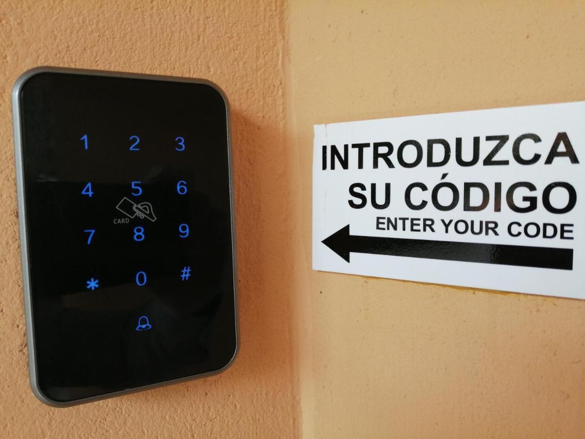 Estudio-Apartamento Cancun เตรูเอล ภายนอก รูปภาพ